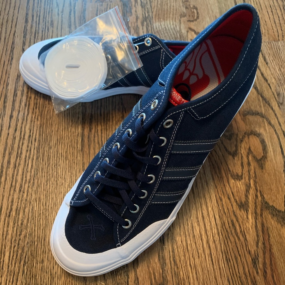 Adidas Bonethrower